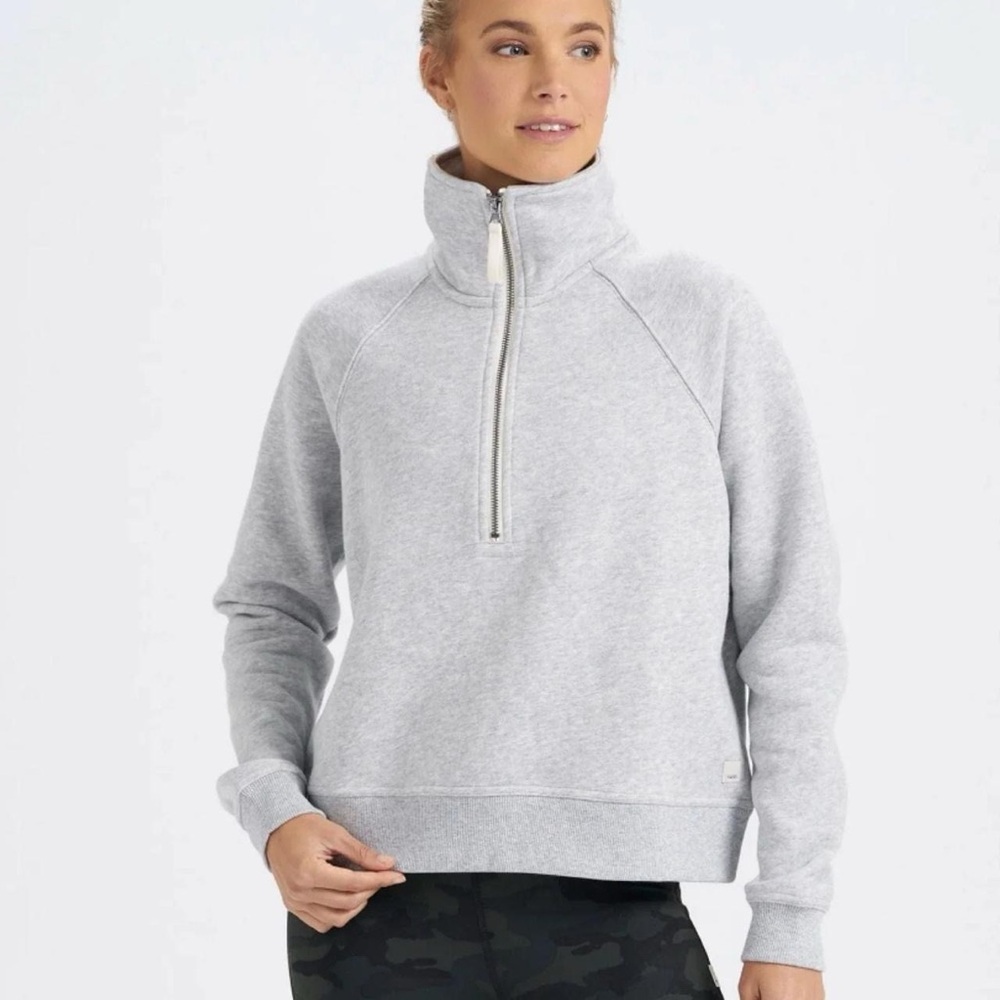 Vuori Restore Half Zip Gray Pullover Sz S Small Athleisure Top